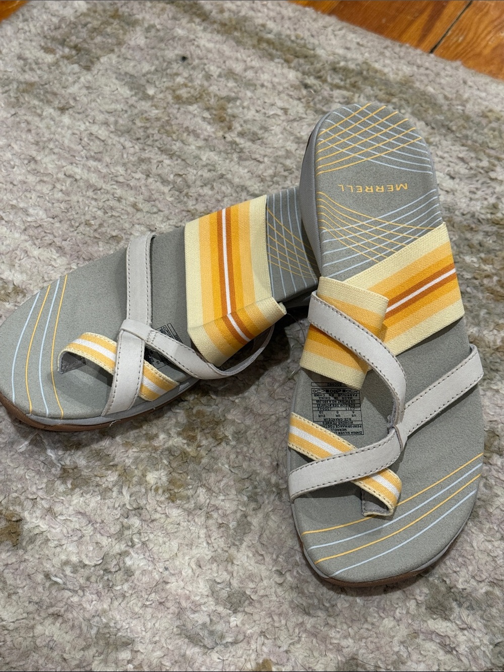 Merrell Women's Gray Sandal Slides with Yellow and Cream Stripes
